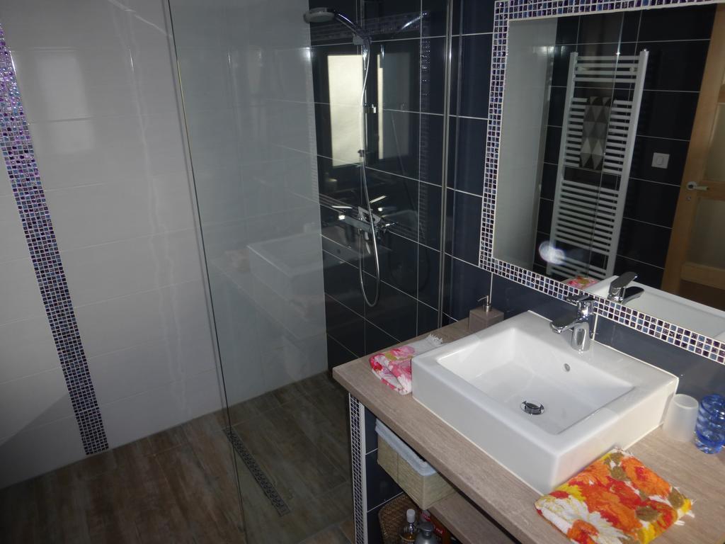 Chambre D'Hotes Le Tilleul De Canac Parking Prive Gratuit Rodez Exterior photo
